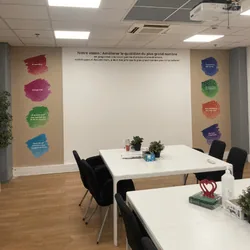 Salle de réunion tertiaire, chantier OZC Agencement en Île-de-France